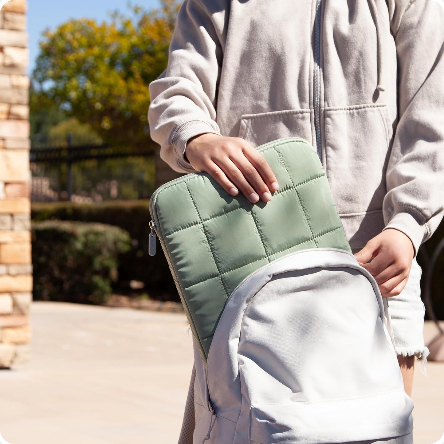 U Brands Nylon Puffer Zipping Large Laptop Sleeve, 10.5" x 15", Computer Accessories, Laptop Bag for MacBook Pro, MacBook Air, Chromebook, HP Computer, Matcha Green