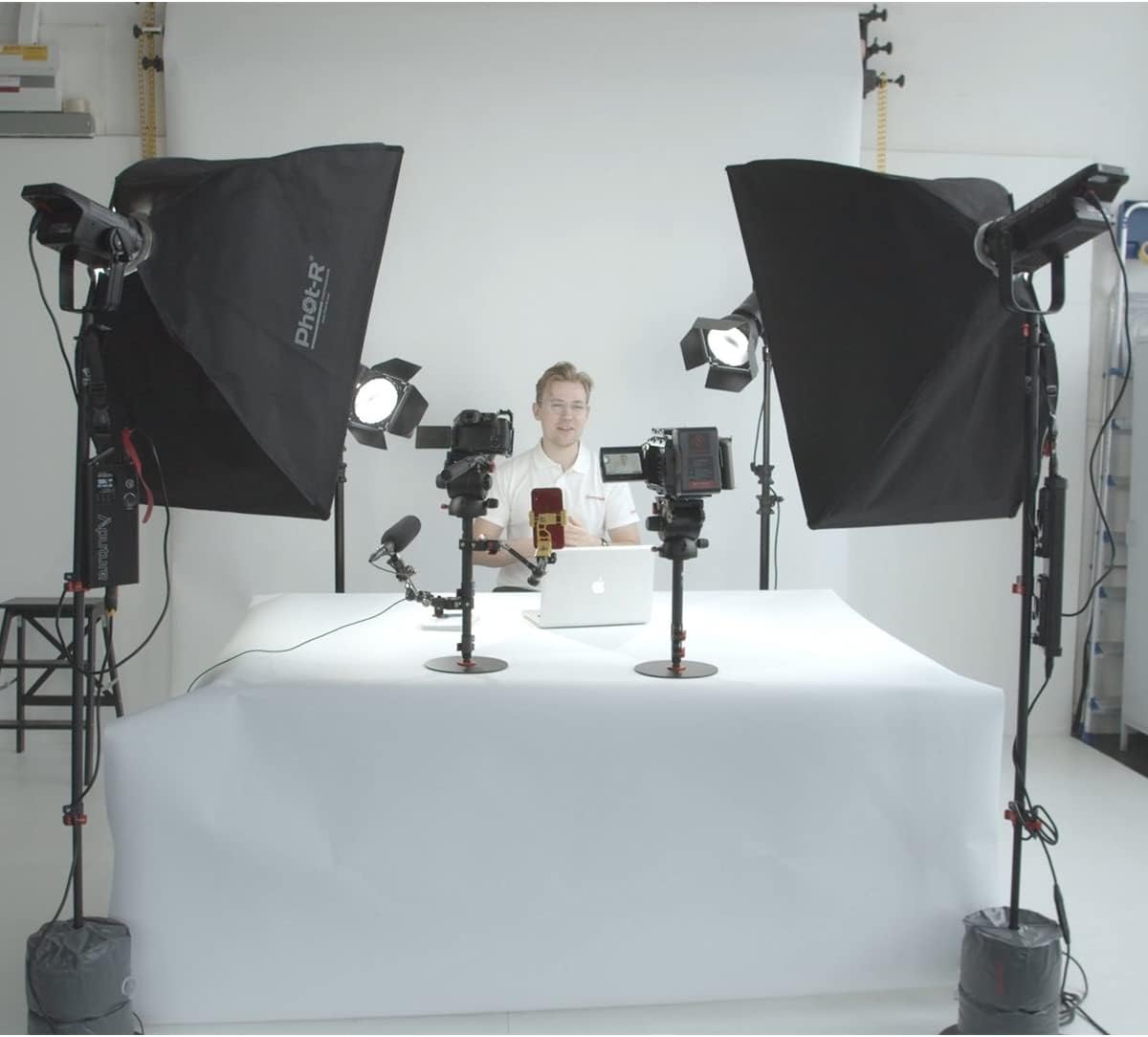 IFOOTAGE Cobra RB-A200,Round Base Monopod,Professional Camera Aluminium Monopod with Quick Adjustment Height Buckle,Compatibility DSLR Cameras Camcorders(22.05Inc)