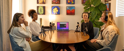 Apogee MiC Plus - Studio Quality USB Microphone with Cardioid Condenser Mic Capsule, Built In Mic Pre-Amp & Zero-Latency Headphone Output