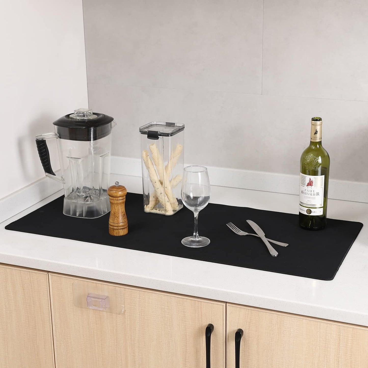 ALOANES Large Gaming Mouse Pad with Non-Slip Rubber Base,Stitched Edge,Desk mat for Laptop,Computer & PC, Wristing Pad for Gamer,Office & Home,Classic Black XXL 15.74''x35.43''x0.12''