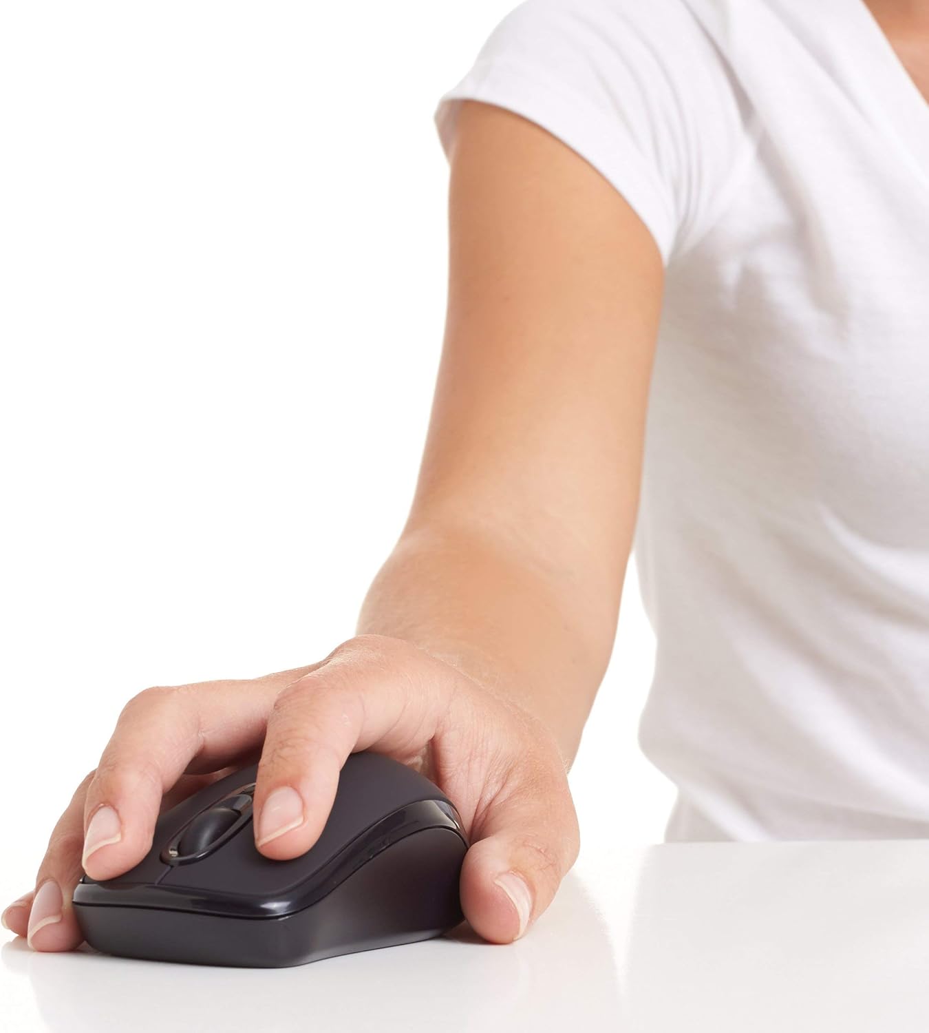 Amazon Basics 2.4 Ghz Wireless Optical Computer Mouse with USB Nano Receiver, Black