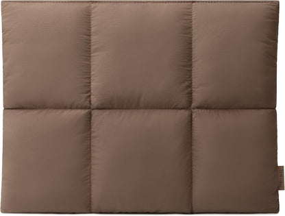 Comfyable Puffy Laptop Sleeve 13 Inch 14 Inch, Quilted Puffer Laptop Carrying Case, Pillow Case Compatible with MacBook Air M4 2025 M3 M2 M1, MacBook Pro M4 Pro/Max, Mocha Brown