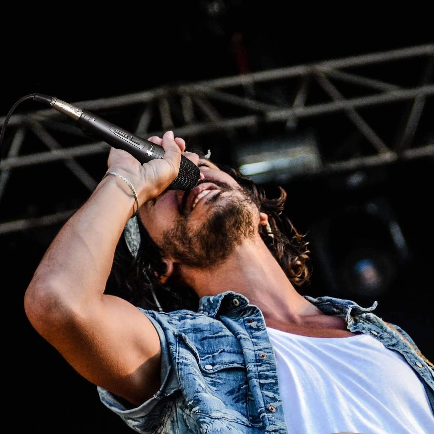 TONOR K1 Vocal Microphone for Singing, Dynamic Handheld Wired Karaoke Mic, Microfono with 5M XLR to 1/4" Cable, Compatible with Amp, Mixer, Suitable for Speech, Karaoke and Outdoor Activities