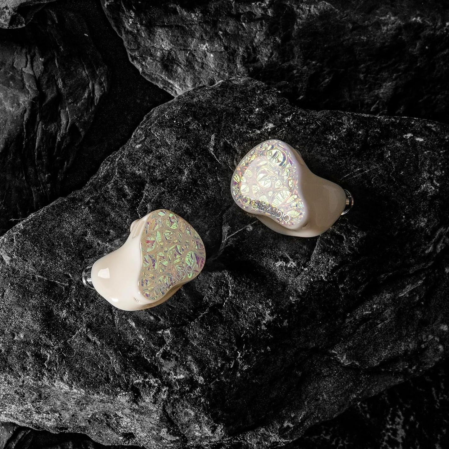 Linsoul THIEAUDIO Hype 4 2DD+4BA in Ear Monitor, HiFi IEM Earphones with Tonal Balance, Latest Sonion Driver, Detachable Silver-Plated OCC Cable for Audiophile Musician Professionals (White)