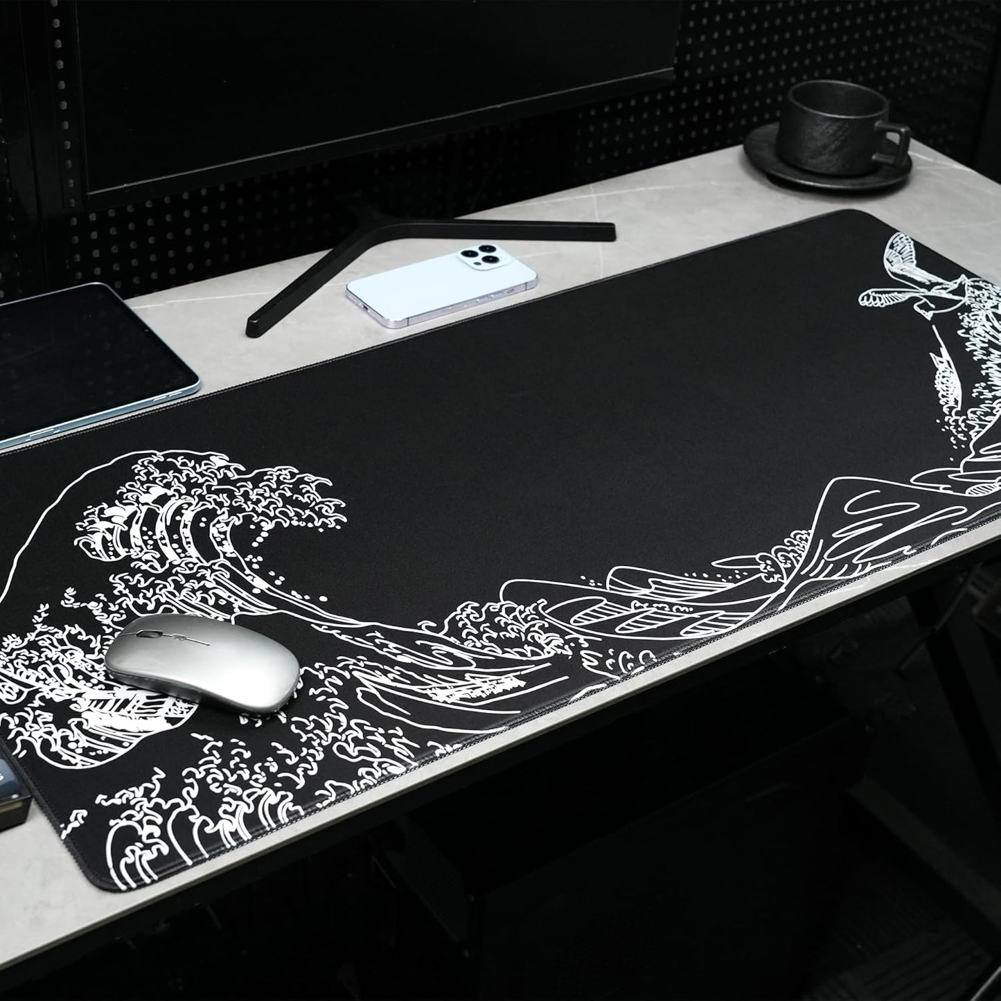 Large Gaming Mouse Pad for Desk,Kanagawa XXL Mouse Pad 35.4x15.7 Inch,Waterproof Desk Pad,Non-Slip Rubber Base Mice Pad,Keyboard Pad Computer Mat,Black Mouse pad
