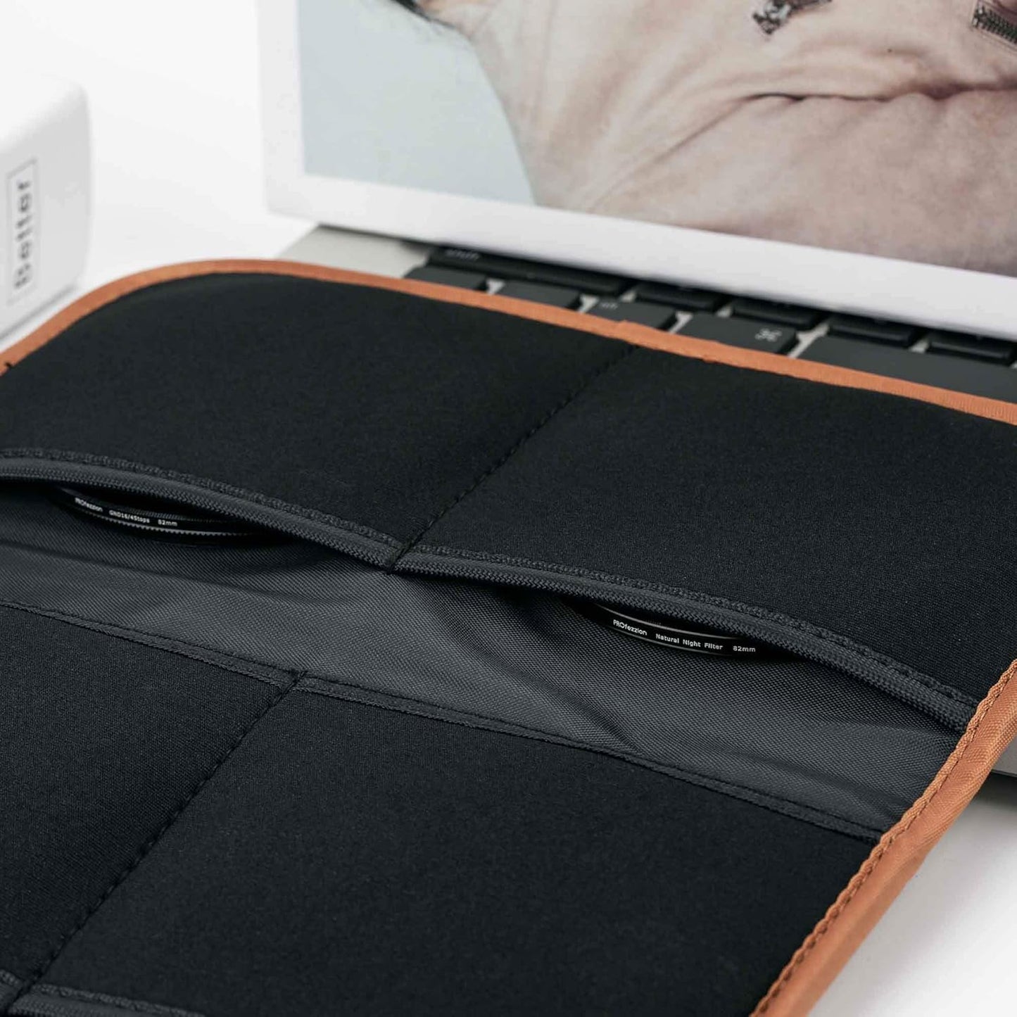 PROfezzion 4-Pocket Foldout Filter Pouch for 82mm Camera Lens Round Filter, Shock Resistant & Anti Scratch Photography Filter Case, Filter Carry Case with Microfiber Cleaning Cloth