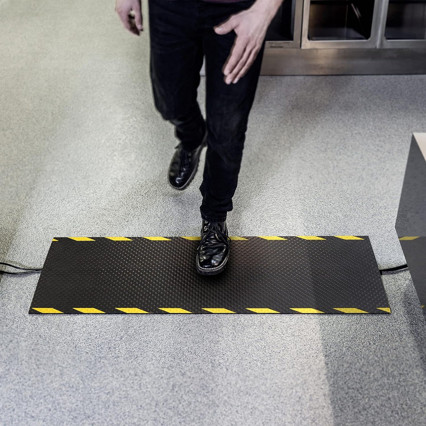 Portifera Morland Protect Rubber - 47¼in x 15⅝in - Nitrile Rubber Cord Cover Mat - Outdoor and Indoor use - Overfloor Protector for Cables Cords or Wires - Protect from Trips and Falls Repositionable